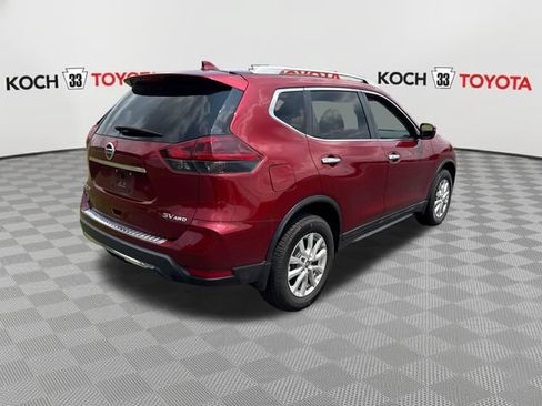 Used 2018 Nissan Rogue SV AWD/4WD image 8