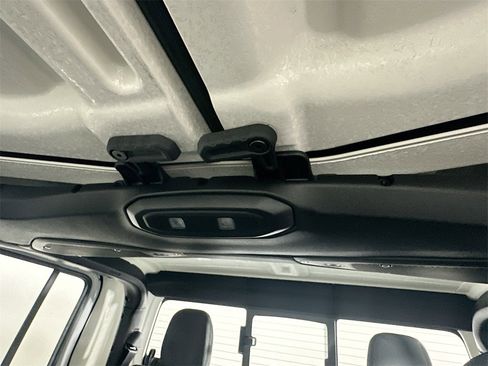 New 2025 Jeep Gladiator Sport image 14