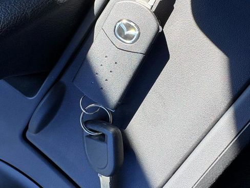 Used 2012 MAZDA MAZDA3 i Touring image 38