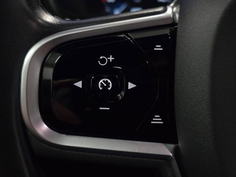 Used 2020 Volvo XC90 T6 Inscription w/ Protection Package image 44