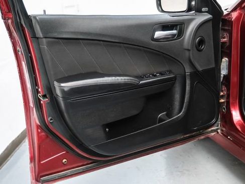 Used 2019 Dodge Charger GT w/ Blacktop Package image 35