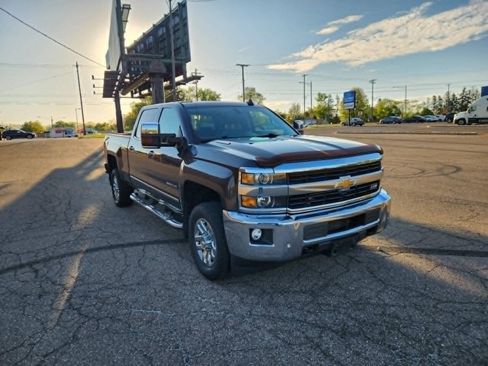 Used 2015 Chevrolet Silverado 3500 LTZ w/ Duramax Plus Package AWD/4WD image 2