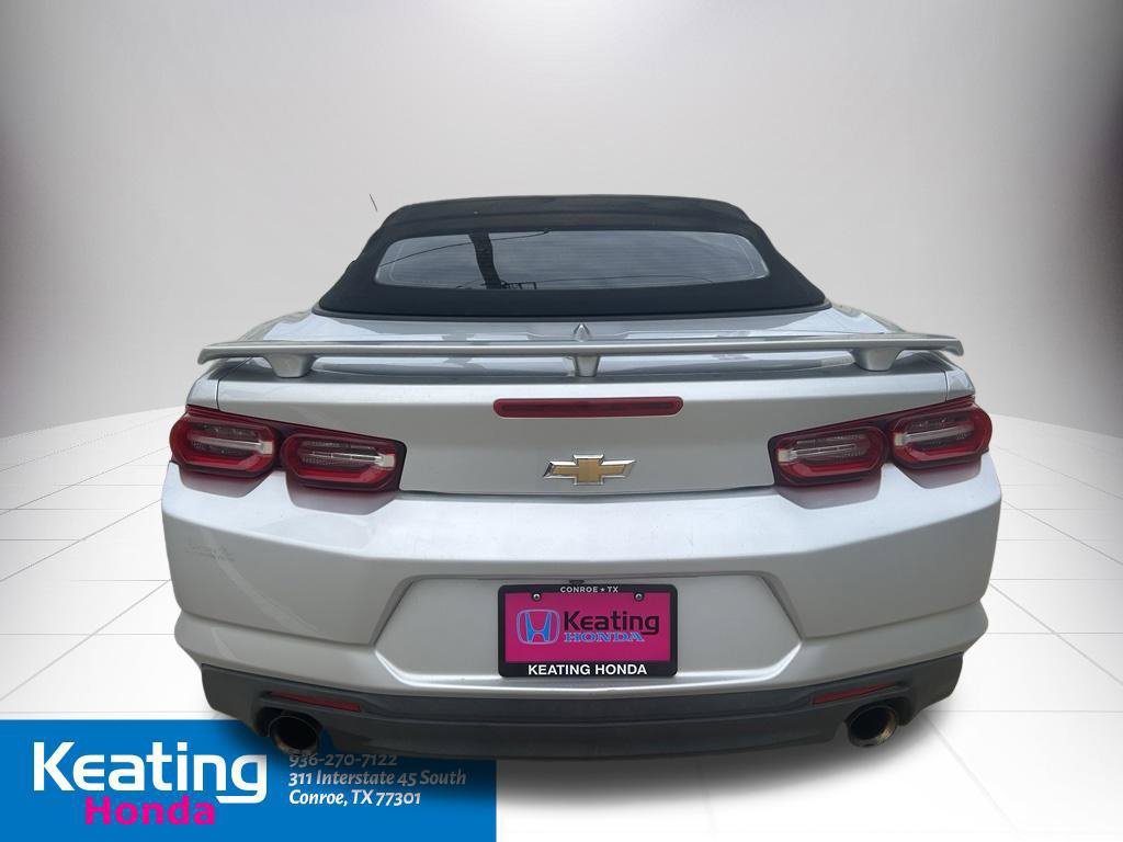 Used 2019 Chevrolet Camaro LT RWD image 4