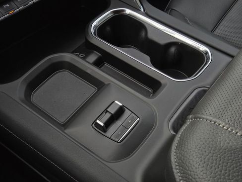 New 2026 GMC Sierra 2500 Denali w/ Denali Reserve Package image 10