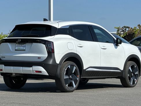 New 2026 Nissan Kicks SR image 4