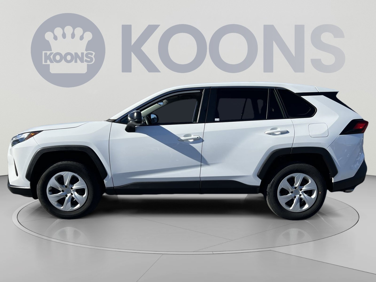 Used 2024 Toyota RAV4 LE FWD image 13