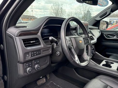 Used 2022 Chevrolet Tahoe LT w/ LT Signature Plus Package image 9
