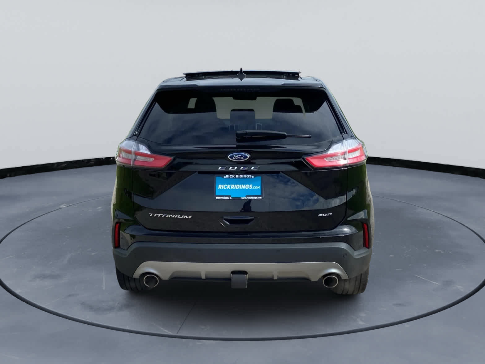 Used 2024 Ford Edge Titanium w/ Equipment Group 301A AWD/4WD image 5