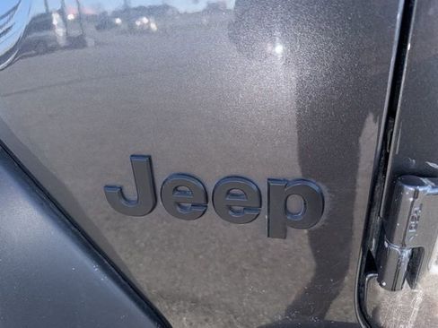 Used 2020 Jeep Wrangler Unlimited Sport S image 29