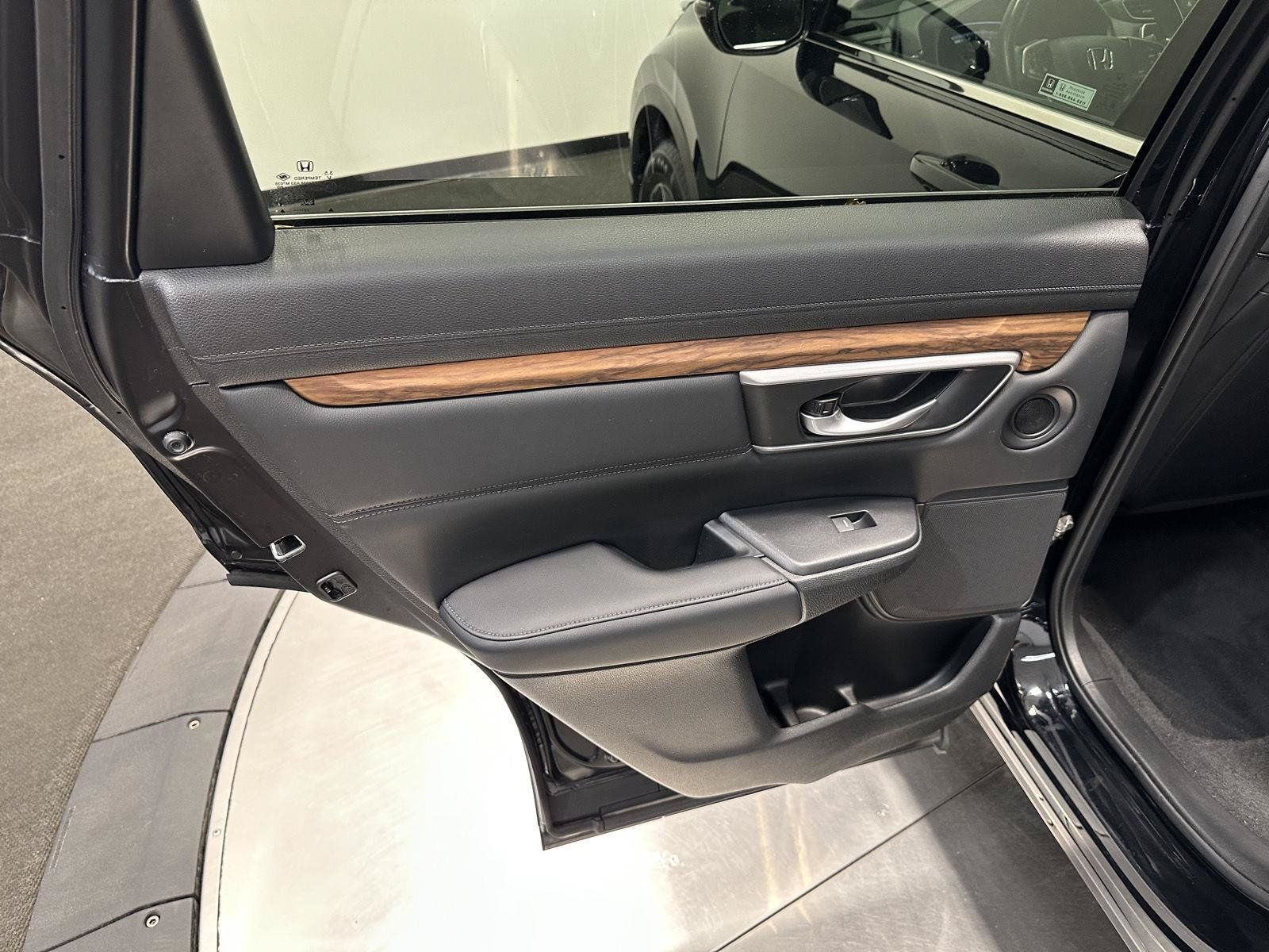 Used 2020 Honda CR-V EX-L image 23