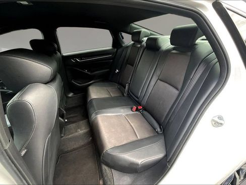 Used 2022 Honda Accord Sport image 18