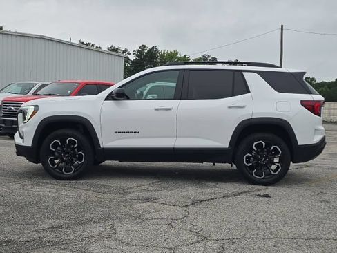 Used 2026 GMC Terrain Elevation w/ Black Edition FWD image 2