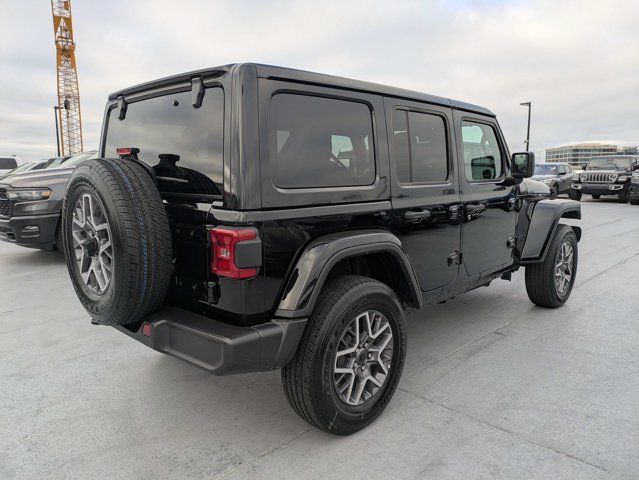 Certified 2026 Jeep Wrangler Unlimited Sahara AWD/4WD image 3