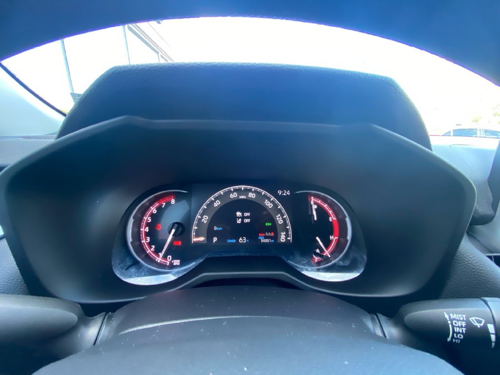 Used 2024 Toyota RAV4 XLE AWD/4WD image 16