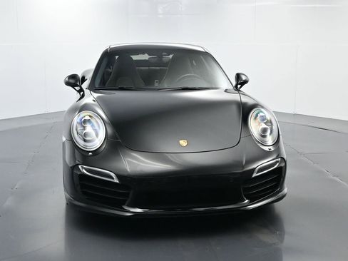 Used 2014 Porsche 911 Turbo S image 18