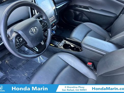 Used 2021 Toyota Prius Prime Limited FWD image 10