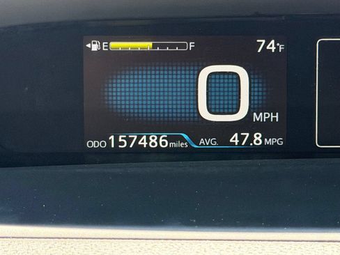 Used 2017 Toyota Prius Three Touring w/ Carpet Mat Package FWD image 21