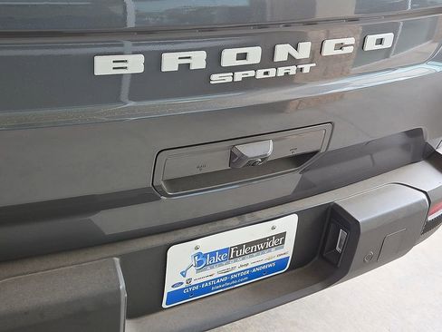 New 2025 Ford Bronco Sport Outer Banks w/ Outer Banks Tech Package+ AWD/4WD image 14