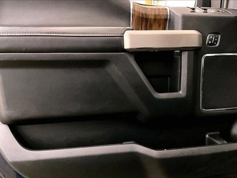 Used 2019 Ford F150 Lariat image 23