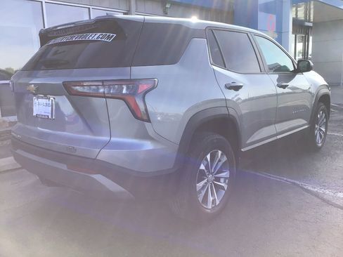 Used 2025 Chevrolet Equinox LT image 5