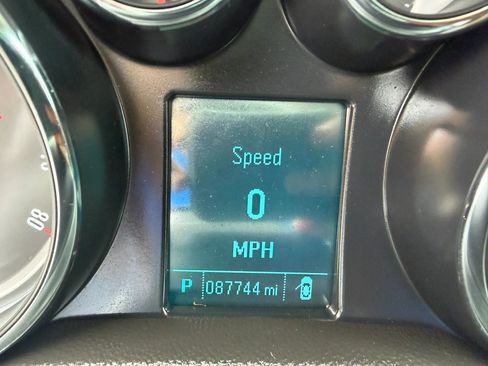 Used 2016 Buick Encore FWD image 19