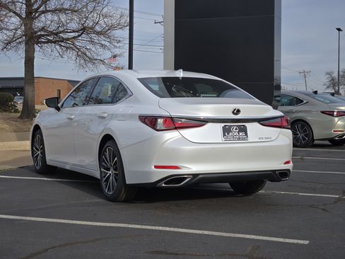 New 2025 Lexus ES 350 w/ Premium Package image 3