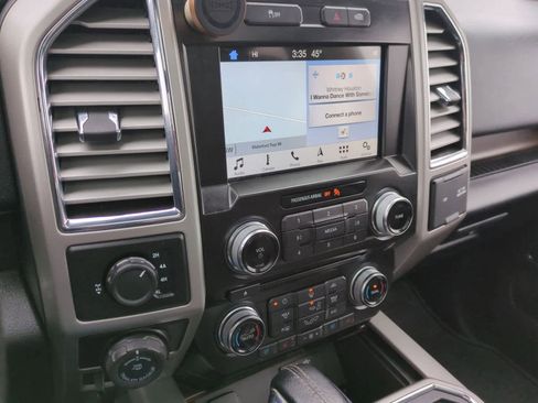 Used 2016 Ford F150 Lariat w/ Equipment Group 502A Luxury image 29