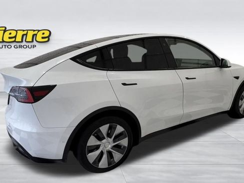 Used 2021 Tesla Model Y 2WD image 7