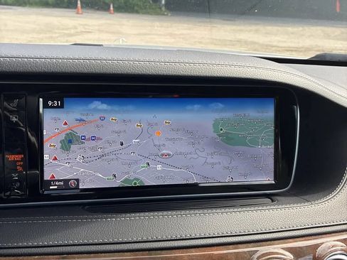 Used 2016 Mercedes-Benz S 550 4MATIC Sedan image 9