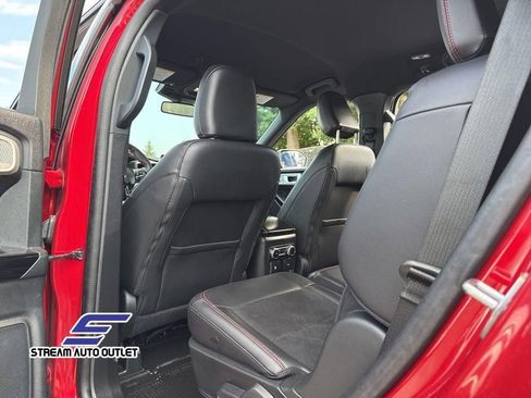 Used 2023 Ford Explorer ST-Line w/ Class IV Trailer Tow Package AWD/4WD image 28