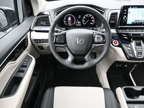 New 2026 Honda Odyssey Elite image 12