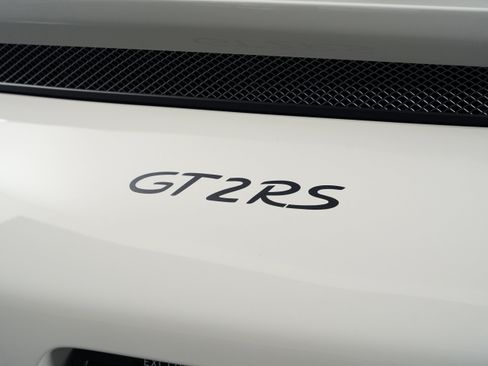 Used 2019 Porsche 911 GT2 RS image 18