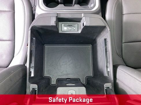 Used 2022 Chevrolet Silverado 3500 LTZ w/ LTZ Convenience Package image 12