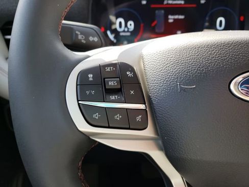 New 2026 Ford Explorer Active w/ Active Comfort Package image 15