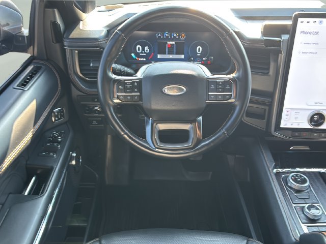 Used 2022 Ford Expedition Platinum AWD/4WD image 15