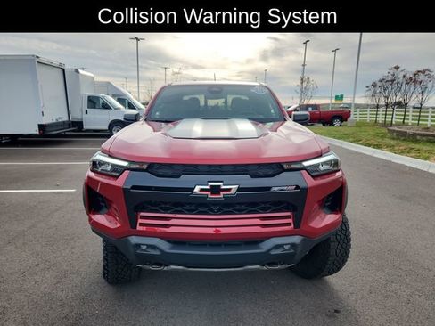 Used 2024 Chevrolet Colorado ZR2 w/ Technology Package image 2