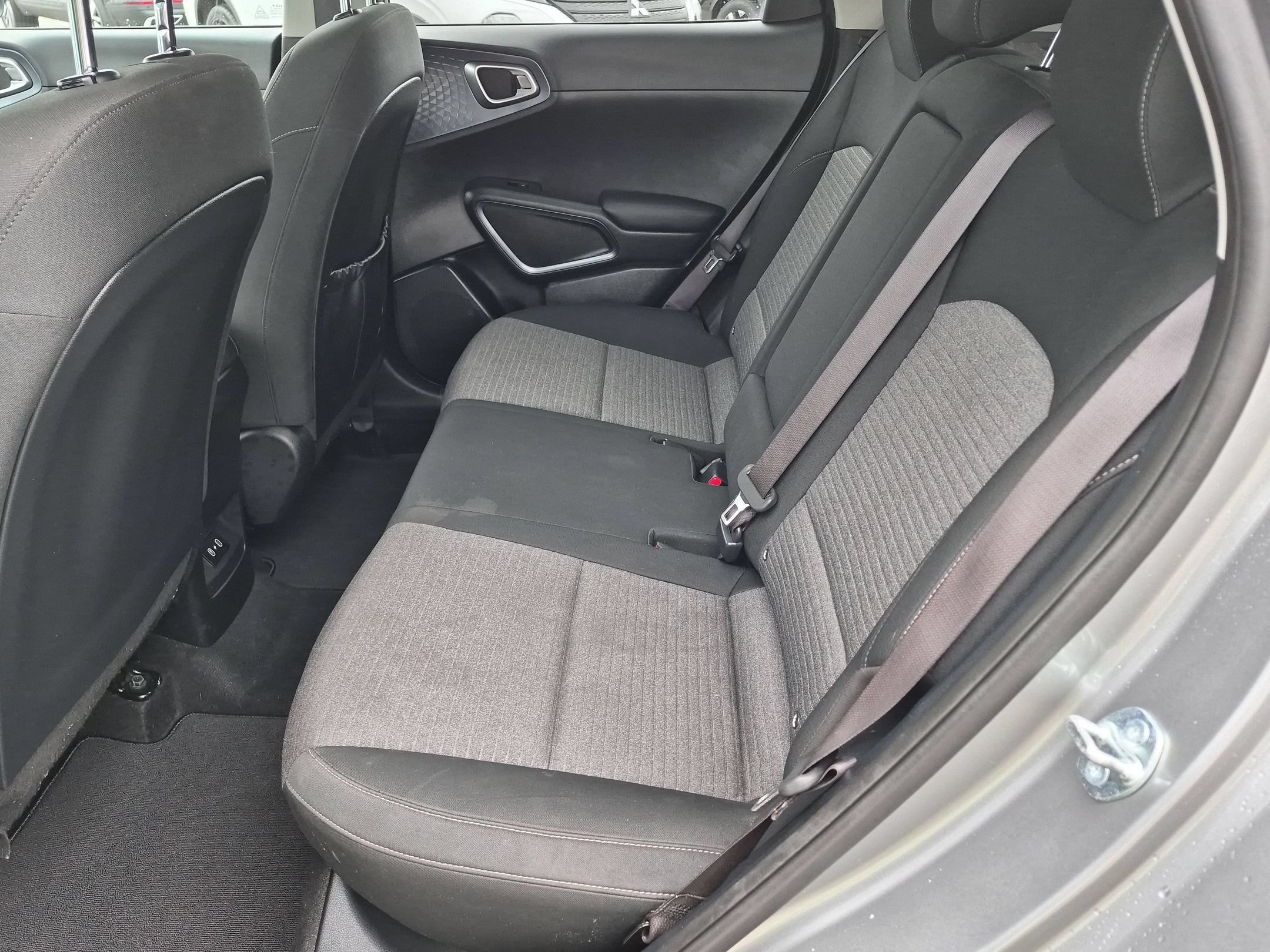 Used 2025 Kia Soul EX FWD image 30