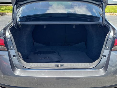 Certified 2025 Nissan Versa SV w/ Trunk Package FWD image 6