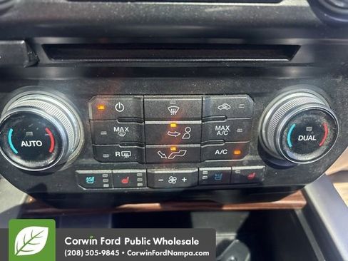 Used 2017 Ford F150 Lariat w/ Equipment Group 502A Luxury AWD/4WD image 15