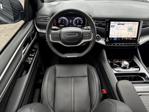 New 2026 Jeep Grand Wagoneer L 4DR 4WD image 14