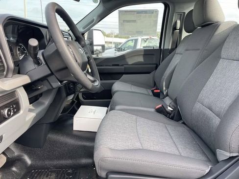 New 2026 Ford F550 XL FWD image 17
