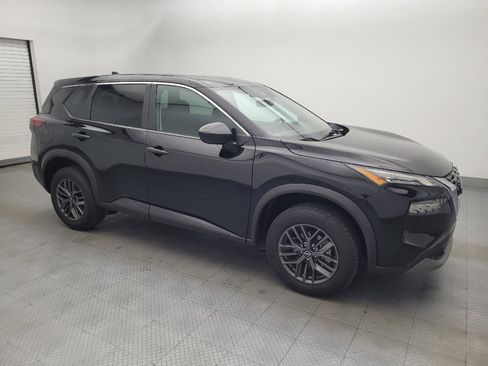 Used 2023 Nissan Rogue S FWD image 11