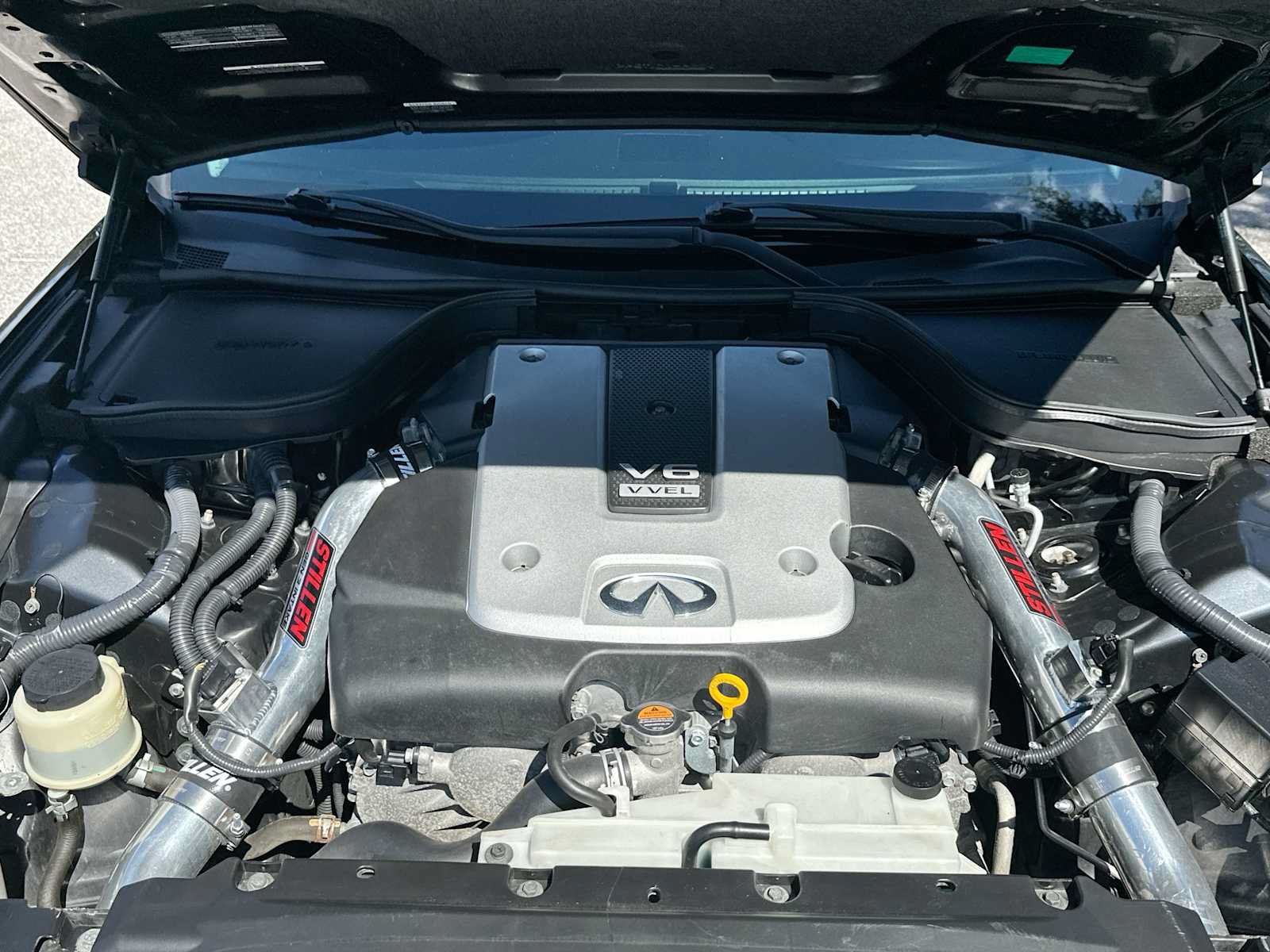 Used 2015 INFINITI Q60 AWD Coupe w/ Premium Package image 13