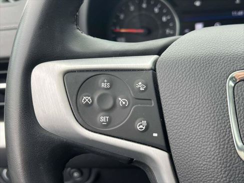 Used 2023 GMC Terrain SLT w/ Infotainment Package II AWD/4WD image 25