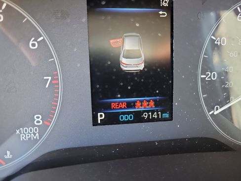 Certified 2024 Toyota Corolla LE image 31