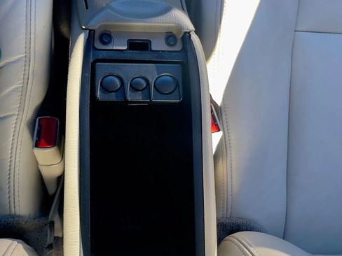 Used 1999 Oldsmobile Intrigue GL image 18