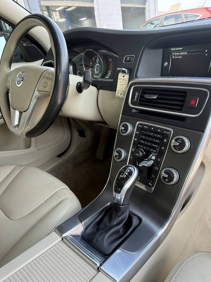 Used 2016 Volvo S60 T5 Premier FWD image 9