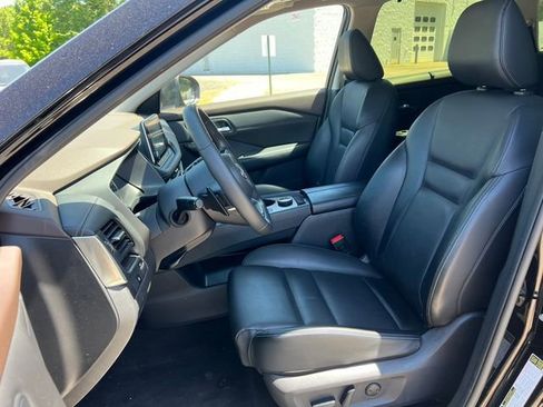 Used 2023 Nissan Rogue SV w/ SV Premium B Package AWD/4WD image 4