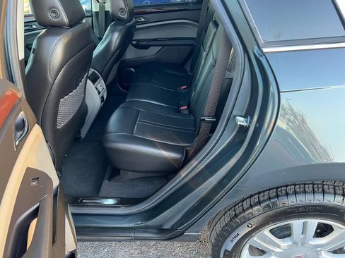 Used 2011 Cadillac SRX Luxury FWD image 23