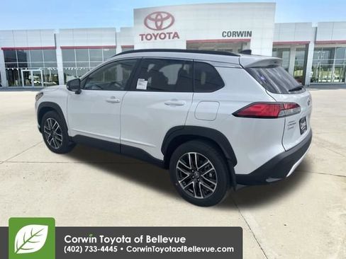 New 2026 Toyota Corolla Cross XLE image 3